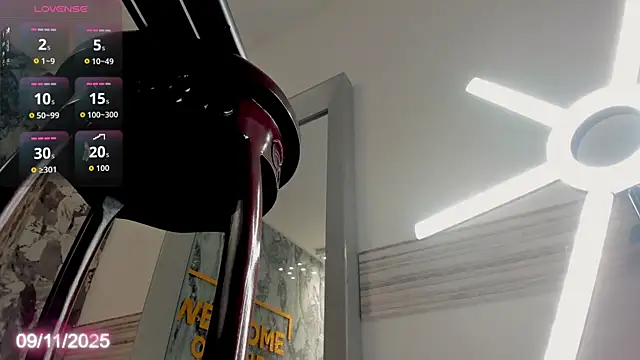 Sophi Johnson online show from 11/09/25, 05:28