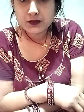 rani8008 online show from 02/15/26, 01:46