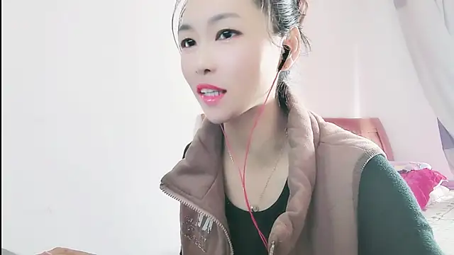 My12Baby online show from 10/16/25, 02:12