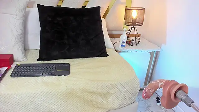 Luna Naughty1 online show from 01/05/26, 07:17