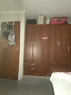 missapril0101 online show from 04/17/26, 05:16