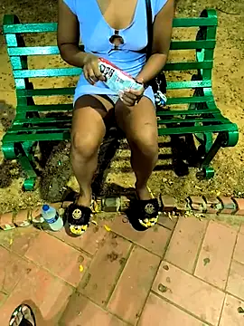 Mia-sensual online show from 09/19/25, 04:14