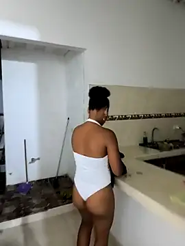 Mia-sensual online show from 11/01/25, 01:51