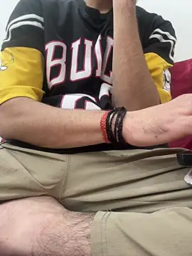 Snapshot of coupleyug chatting on 01/16/26, 10:30 coupleyug online show from 01/16/26, 10:30