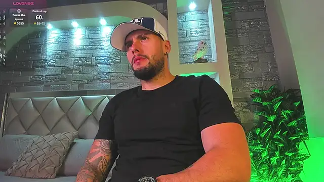 dominic de luca online show from 09/25/25, 03:21