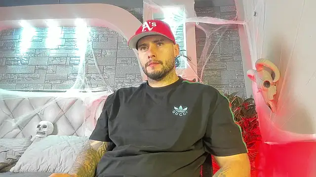 dominic de luca online show from 10/17/25, 03:20