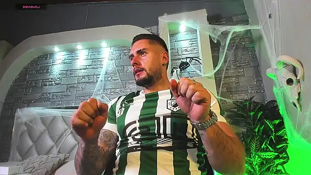 dominic de luca online show from 10/27/25, 02:37