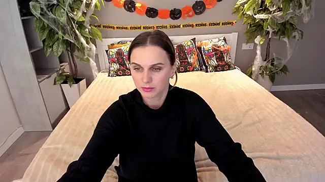 SofiSoft online show from 10/27/25, 08:46