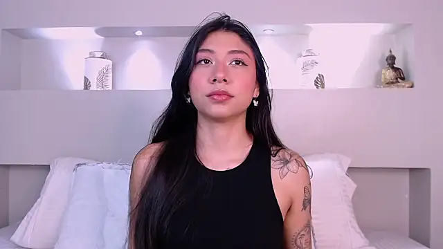 Snapshot of MeryCoors chatting on 09/17/25, 02:08 MeryCoors online show from 09/17/25, 02:08