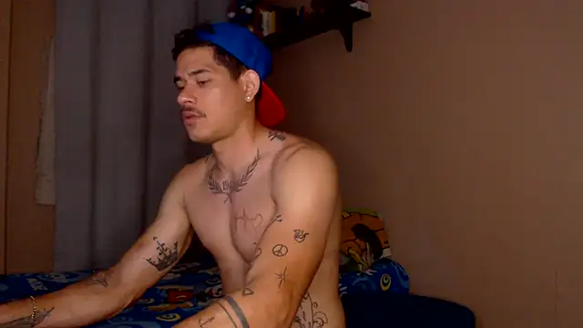 Snapshot of Jffer_sLHom chatting on 04/09/26, 06:19 Jffer sLHom online show from 04/09/26, 06:19