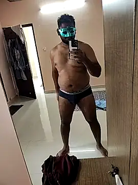 Snapshot of Mr_Batting_Man chatting on 11/08/25, 06:13 Mr Batting Man online show from 11/08/25, 06:13