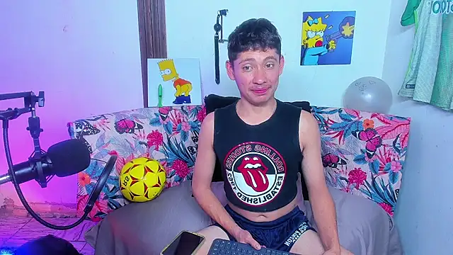 Snapshot of elfernh chatting on 09/30/25, 05:34 elfernh online show from 09/30/25, 05:34