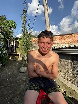 Snapshot of elfernh chatting on 02/28/26, 10:11 elfernh online show from 02/28/26, 10:11