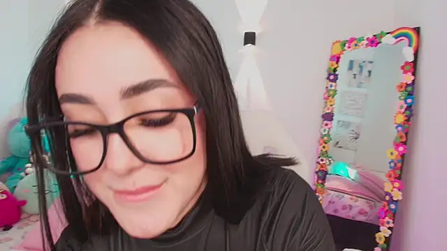 justonecute online show from 11/12/25, 02:34