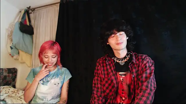 Snapshot of MixiPeach chatting on 06/20/26, 03:53 MixiPeach online show from 06/20/26, 03:53