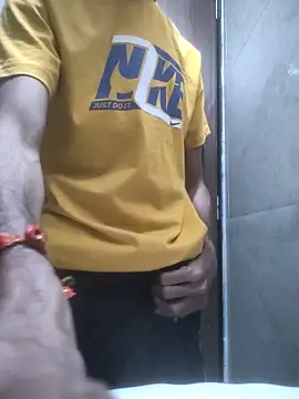 Snapshot of fckboy987 chatting on 12/22/25, 05:54 fckboy987 online show from 12/22/25, 05:54