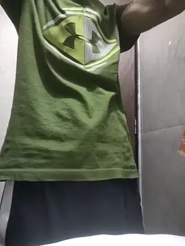 Snapshot of fckboy987 chatting on 01/16/26, 04:11 fckboy987 online show from 01/16/26, 04:11