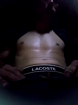 Snapshot of Romance32 chatting on 10/26/25, 02:06 Romance32 online show from 10/26/25, 02:06