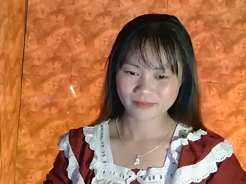 Snapshot of Sisi_dy01 chatting on 10/10/25, 12:59 Sisi dy01 online show from 10/10/25, 12:59