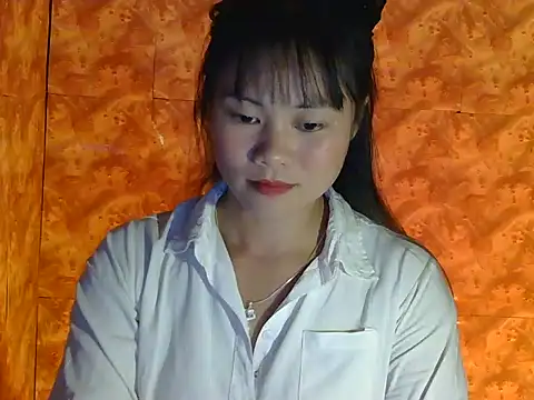 Snapshot of Sisi_dy01 chatting on 10/13/25, 11:43 Sisi dy01 online show from 10/13/25, 11:43