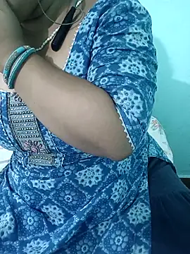 Snapshot of Anjali-bhabhi chatting on 09/29/25, 05:51 Anjali-bhabhi online show from 09/29/25, 05:51