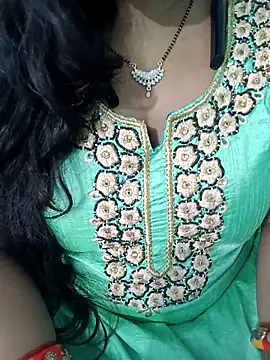 Snapshot of Anjali-bhabhi chatting on 10/13/25, 07:19 Anjali-bhabhi online show from 10/13/25, 07:19