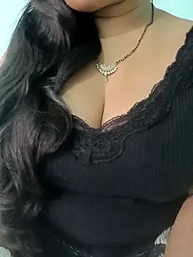 Snapshot of Anjali-bhabhi chatting on 03/13/26, 06:31 Anjali-bhabhi online show from 03/13/26, 06:31