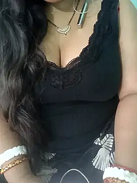 Snapshot of Anjali-bhabhi chatting on 03/28/26, 09:20 Anjali-bhabhi online show from 03/28/26, 09:20