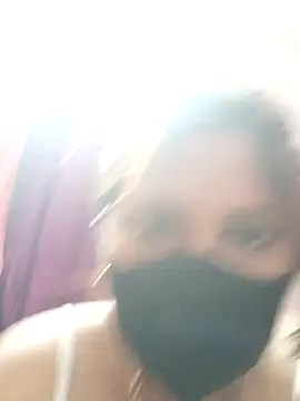 misspriya03 online show from 01/05/26, 05:27