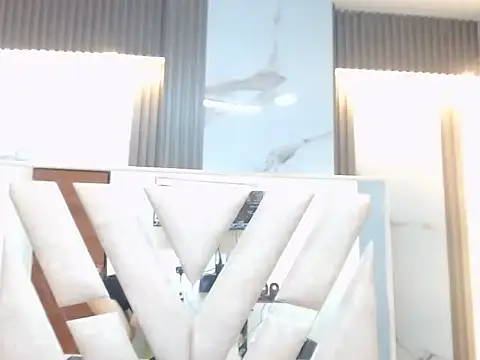 senna mars online show from 10/20/25, 01:44