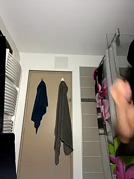 Snapshot of dasilva_elsa21 chatting on 09/27/25, 09:53 dasilva elsa21 online show from 09/27/25, 09:53