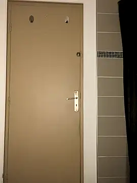 Snapshot of dasilva_elsa21 chatting on 11/28/25, 10:12 dasilva elsa21 online show from 11/28/25, 10:12