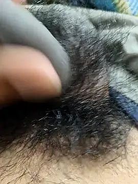 Snapshot of Bio-teacher chatting on 11/07/25, 11:27 Bio-teacher online show from 11/07/25, 11:27