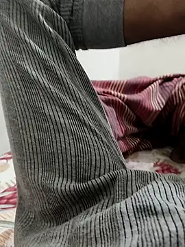 Snapshot of Bio-teacher chatting on 11/18/25, 06:23 Bio-teacher online show from 11/18/25, 06:23