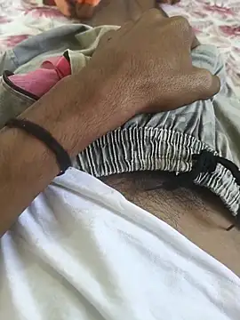 Snapshot of Bio-teacher chatting on 04/04/26, 01:15 Bio-teacher online show from 04/04/26, 01:15