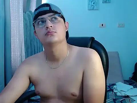 Snapshot of yesitwink_ chatting on 04/25/26, 03:09 yesitwink online show from 04/25/26, 03:09