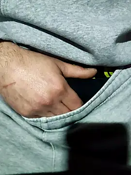 loco-1589 online show from 04/18/26, 02:54