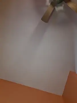 Snapshot of ffinegirl chatting on 11/13/25, 02:38 ffinegirl online show from 11/13/25, 02:38