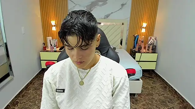 KAROLLJONES1 online show from 10/23/25, 07:56