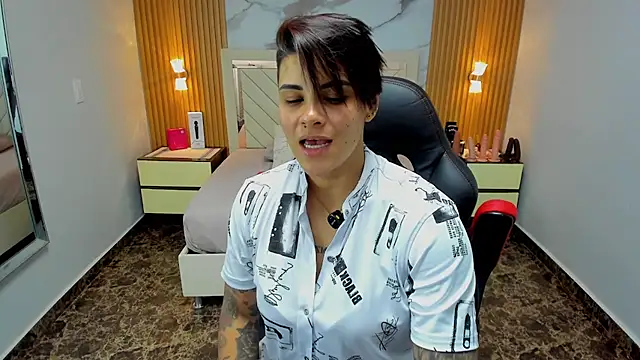 KAROLLJONES1 online show from 02/21/26, 12:39