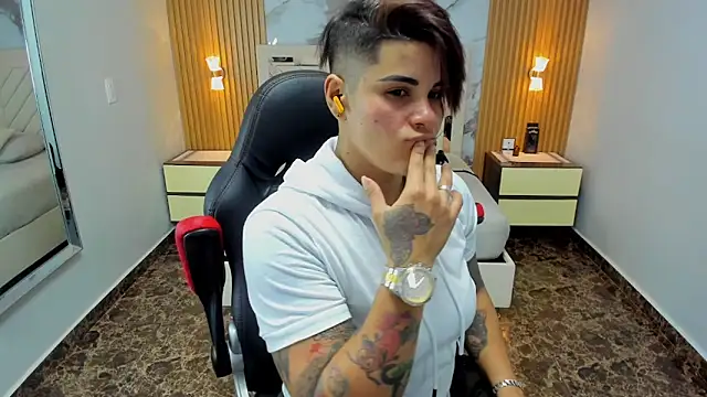 KAROLLJONES1 online show from 03/02/26, 07:10