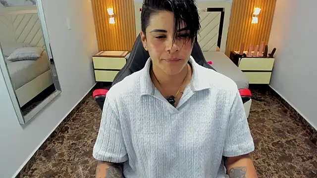 KAROLLJONES1 online show from 04/08/26, 07:25