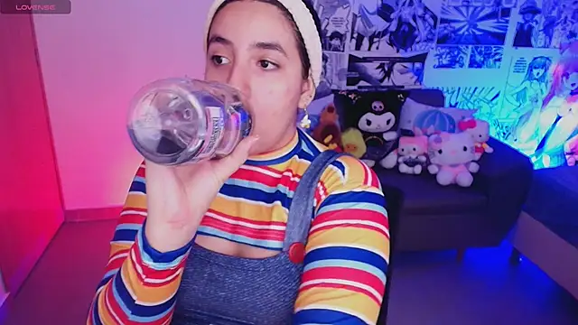 ambar lover online show from 10/27/25, 08:35