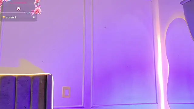 Snapshot of Ice_Princess_ chatting on 03/24/26, 01:49 Ice Princess online show from 03/24/26, 01:49