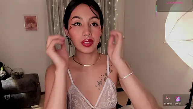 Miss Charlottet online show from 11/17/25, 11:54