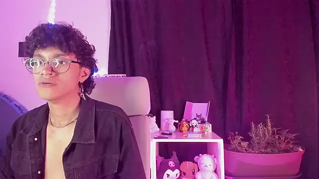 Snapshot of Khada__Jhin4 chatting on 10/11/25, 04:33 Khada  Jhin4 online show from 10/11/25, 04:33