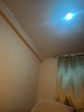 Snapshot of princesaliay chatting on 03/16/26, 10:41 princesaliay online show from 03/16/26, 10:41