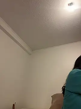 Snapshot of princesaliay chatting on 04/20/26, 10:51 princesaliay online show from 04/20/26, 10:51