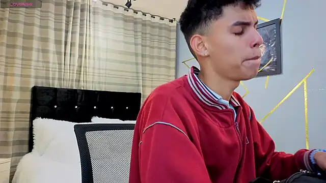 Room 69x online show from 11/16/25, 02:50