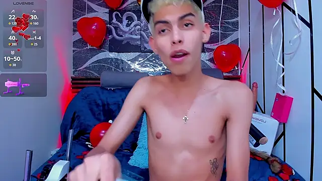 Room 69x online show from 02/14/26, 03:31